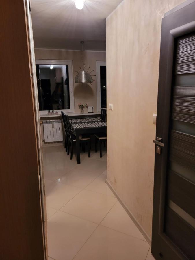 Apartament Lodzアパートメント エクステリア 写真